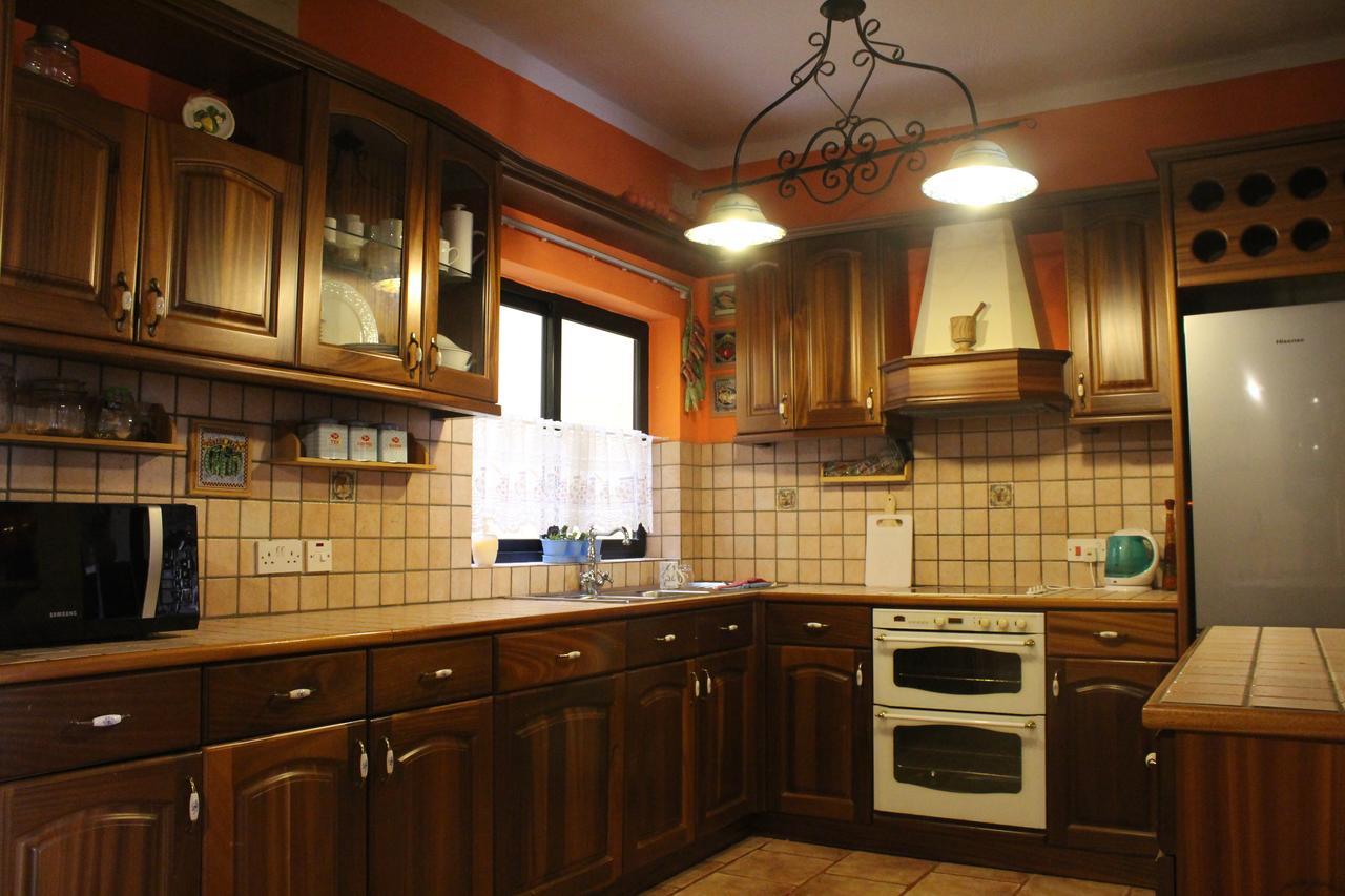 Appartamento South Pacific Flat 2 Marsaskala Esterno foto