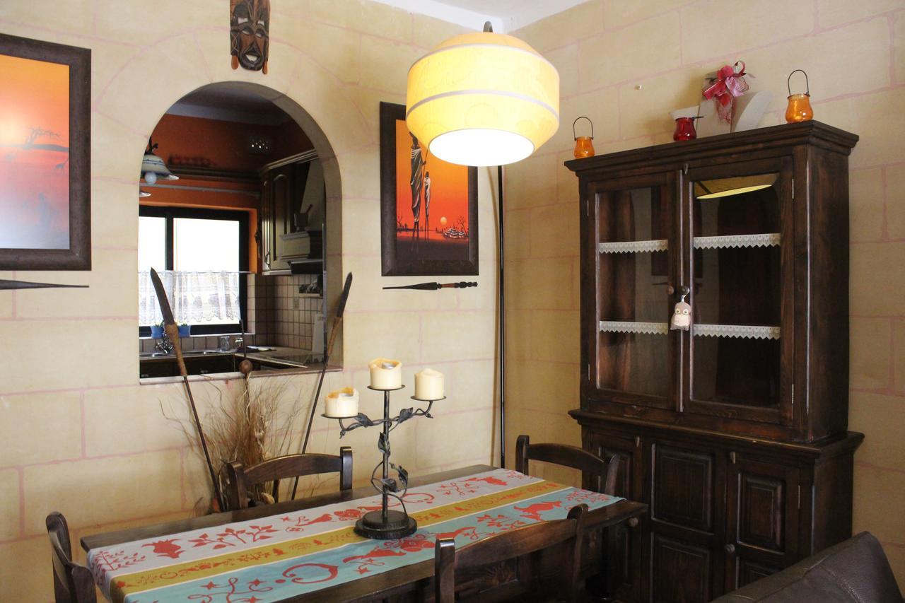 Appartamento South Pacific Flat 2 Marsaskala Esterno foto