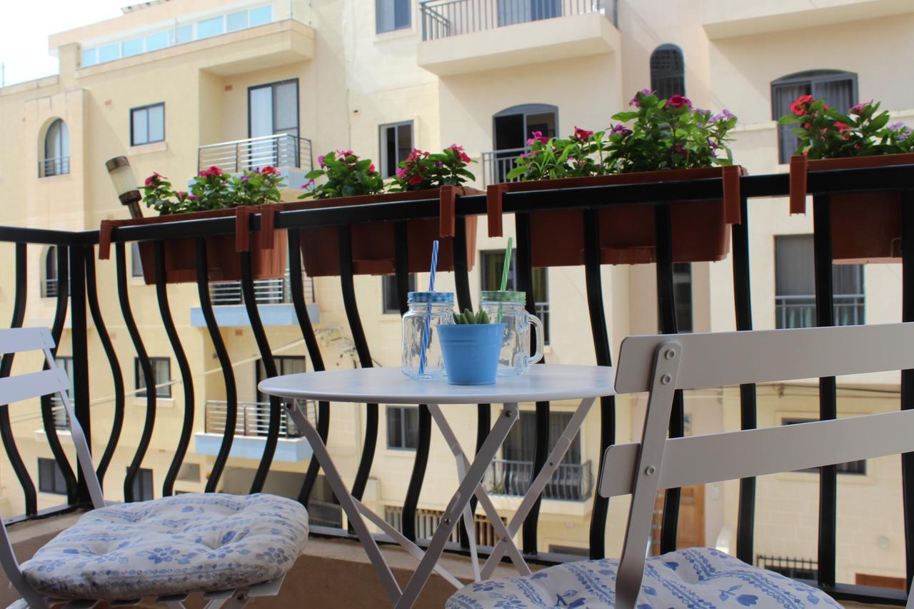 Appartamento South Pacific Flat 2 Marsaskala Esterno foto